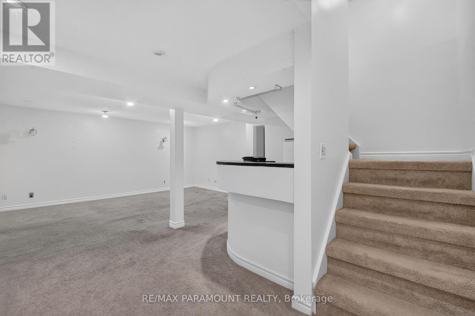 47 Cloverdale Drive, Brampton, Ontario  L6T 2T5 - Photo 28 - W13454802