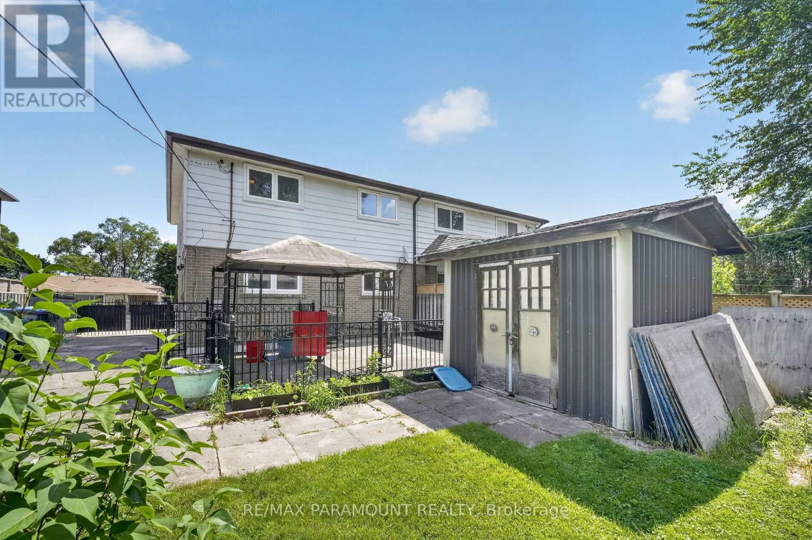47 Cloverdale Drive, Brampton, Ontario  L6T 2T5 - Photo 38 - W13454802