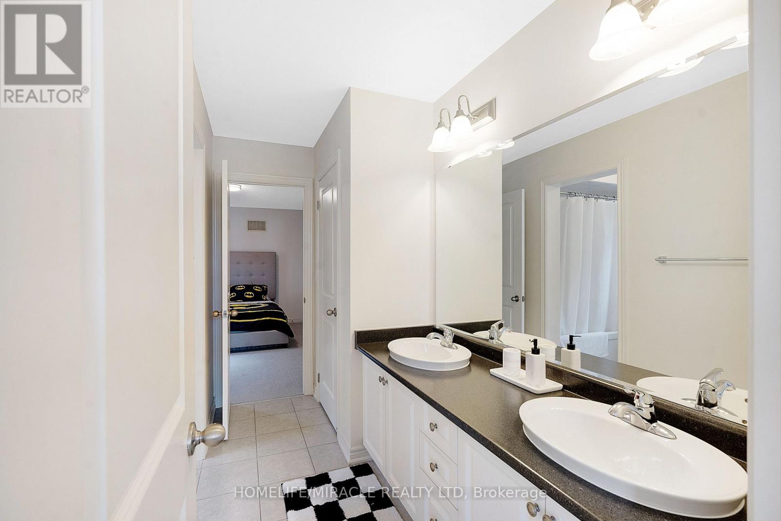 23 Gillis Road, Brampton, Ontario  L7A 4V6 - Photo 28 - W13454848