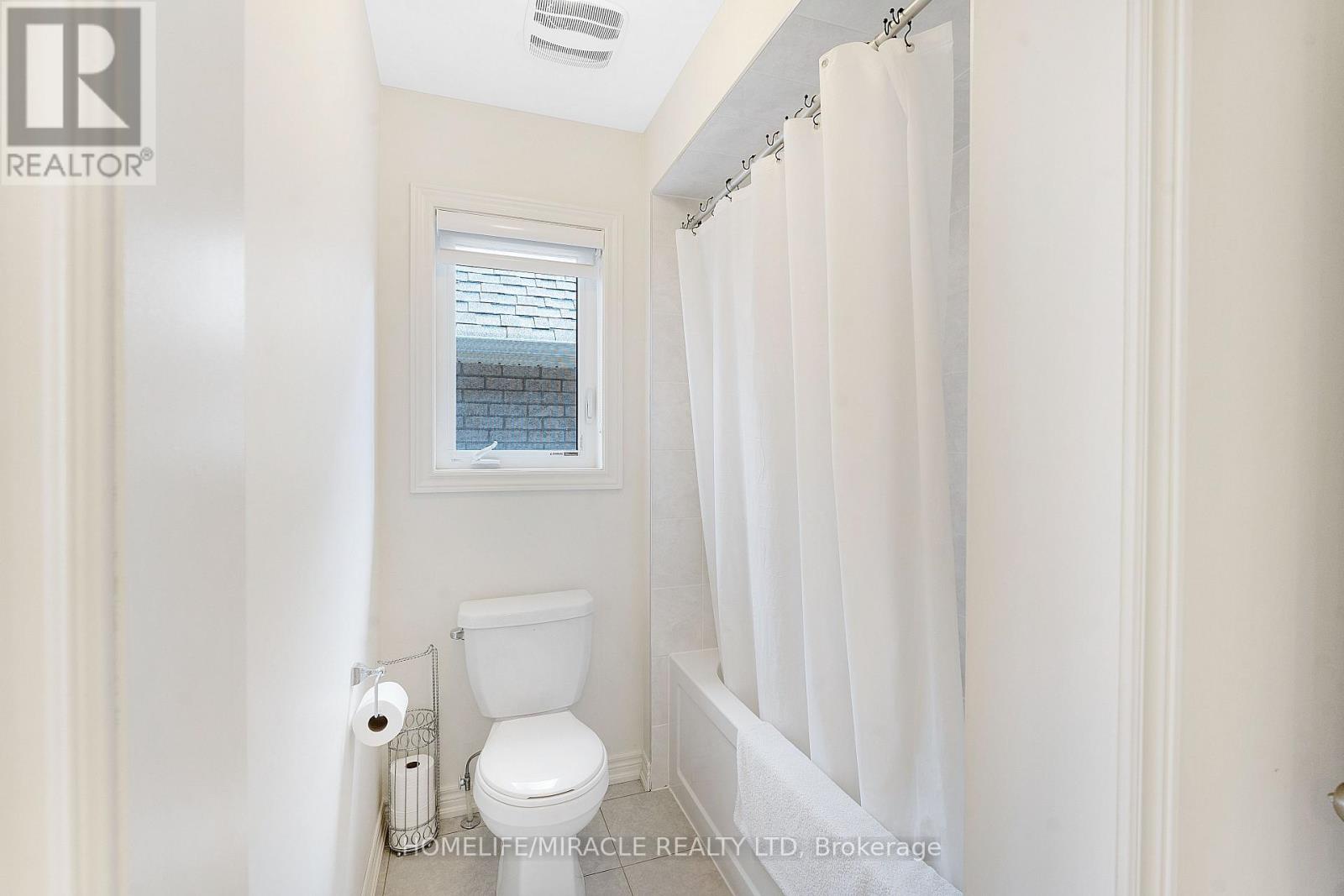 23 Gillis Road, Brampton, Ontario  L7A 4V6 - Photo 29 - W13454848