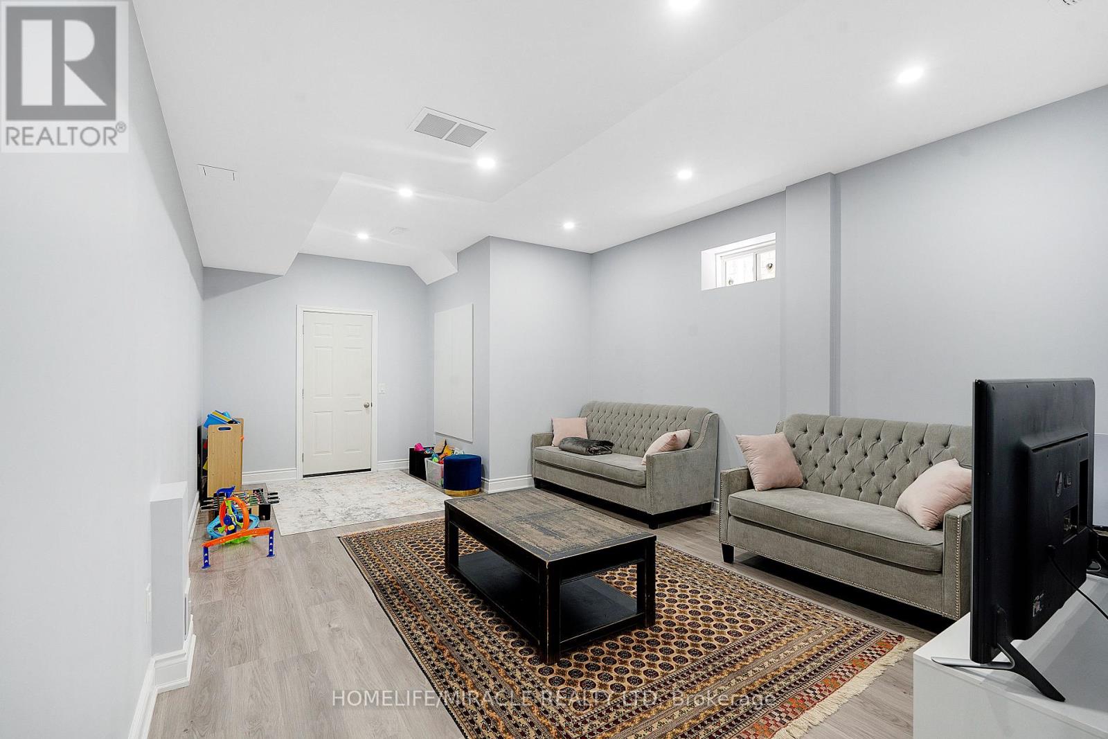 23 Gillis Road, Brampton, Ontario  L7A 4V6 - Photo 36 - W13454848