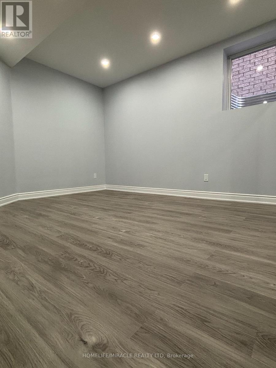 23 Gillis Road, Brampton, Ontario  L7A 4V6 - Photo 38 - W13454848