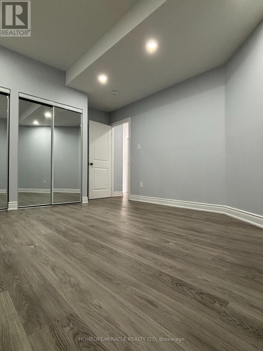 23 Gillis Road, Brampton, Ontario  L7A 4V6 - Photo 39 - W13454848