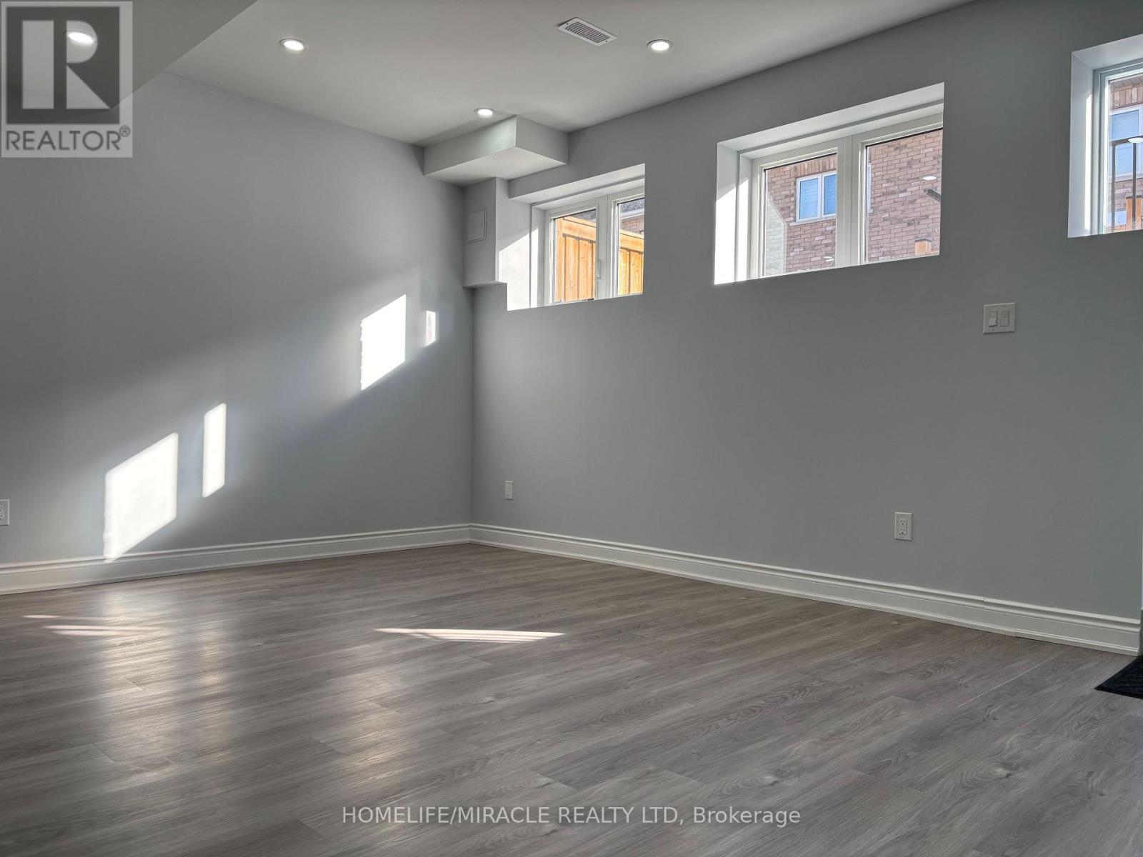 23 Gillis Road, Brampton, Ontario  L7A 4V6 - Photo 45 - W13454848