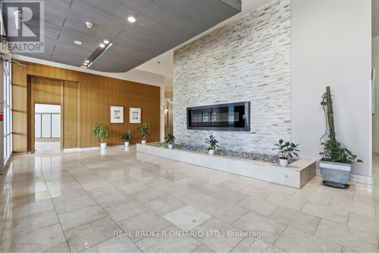 903 - 220 Burnhamthorpe Road W, Mississauga, Ontario  L5B 4N4 - Photo 25 - W13454886