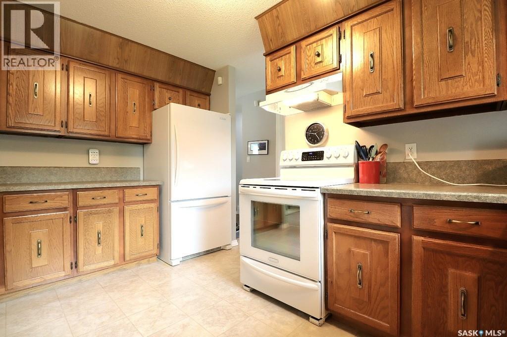 72 Collacott Drive, Yorkton, Saskatchewan  S3N 3E6 - Photo 8 - SK039694