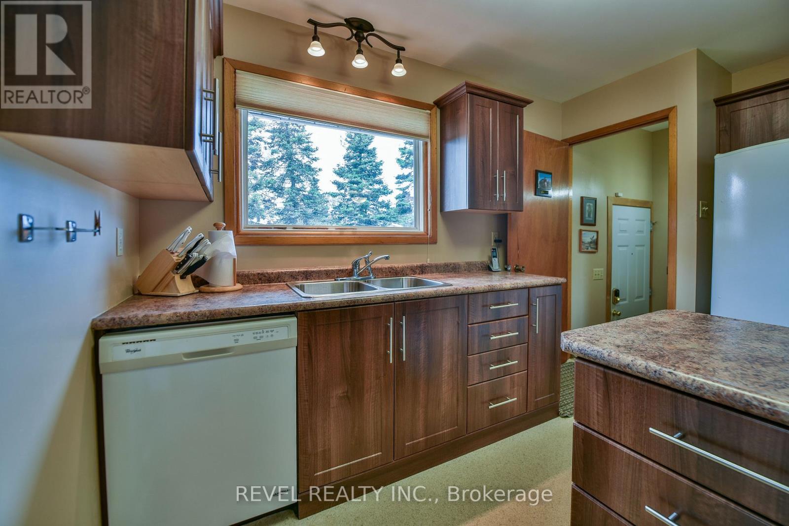 121 Hellen Avenue, Timmins, Ontario  P0N 1H0 - Photo 5 - T13455026