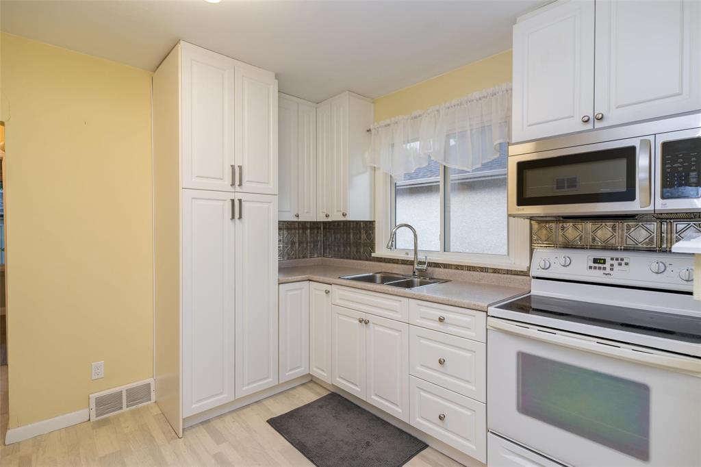 455 Albany Street, Winnipeg, Manitoba R3J 2B4 - Photo 13 - 202613944