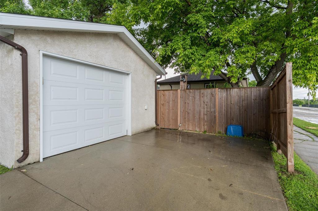 455 Albany Street, Winnipeg, Manitoba R3J 2B4 - Photo 37 - 202613944