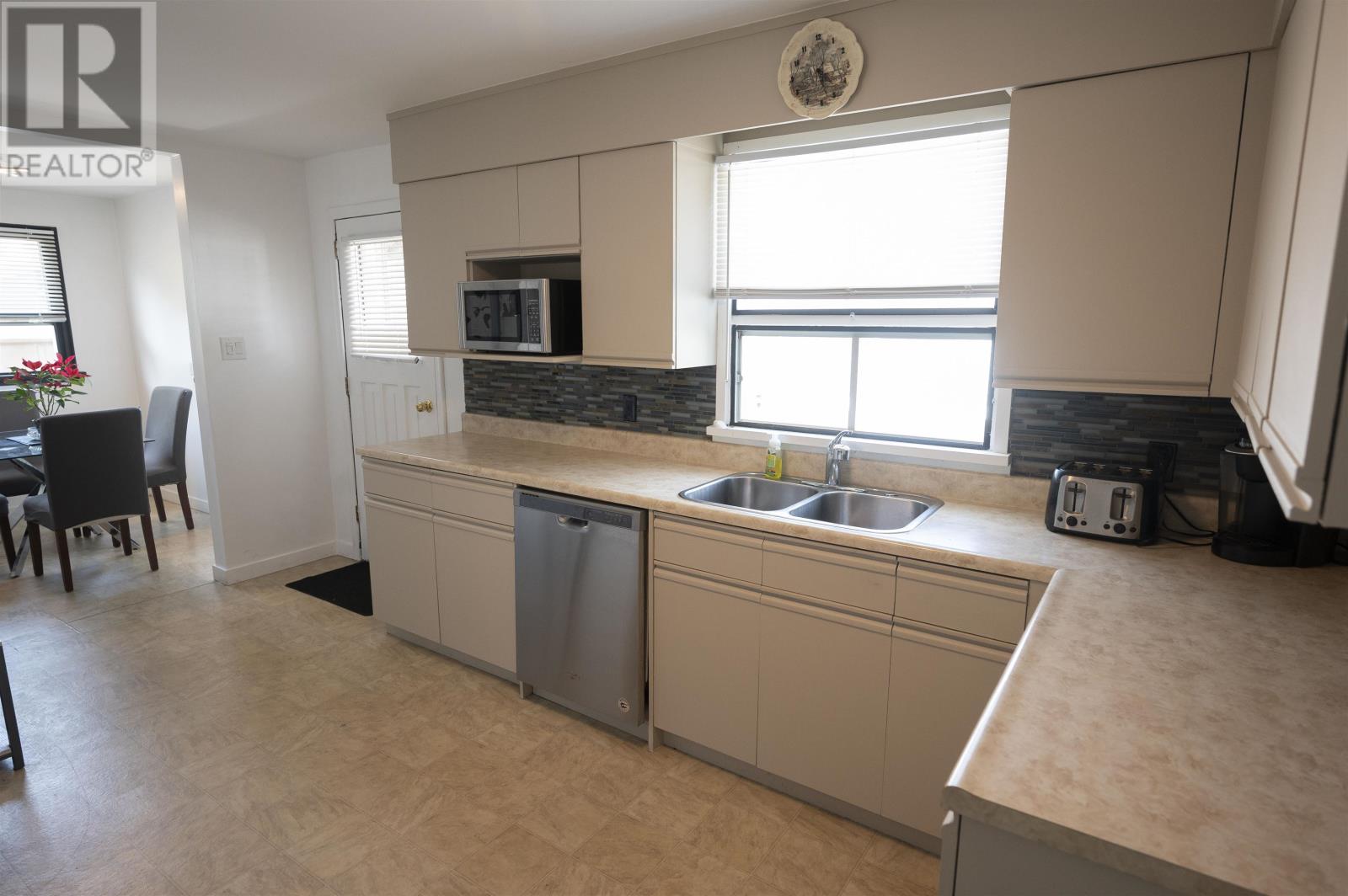 277 Mary Street East, Thunder Bay, Ontario  P7E 4J7 - Photo 12 - TB2601427