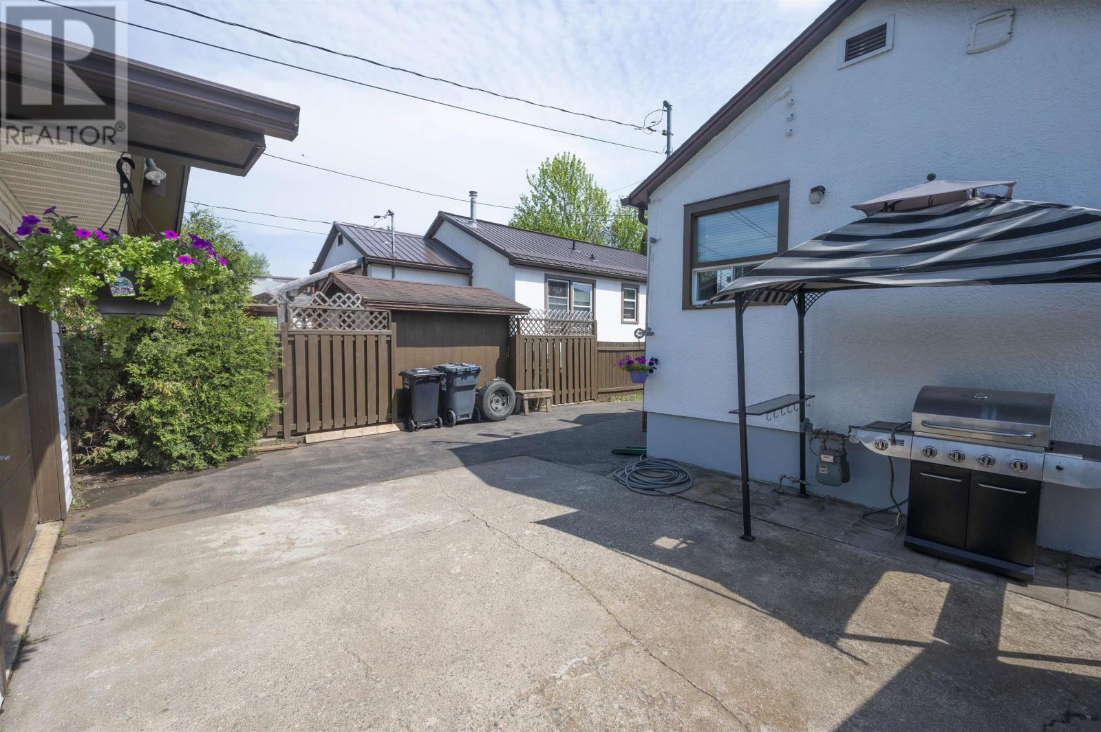 277 Mary Street East, Thunder Bay, Ontario  P7E 4J7 - Photo 34 - TB2601427