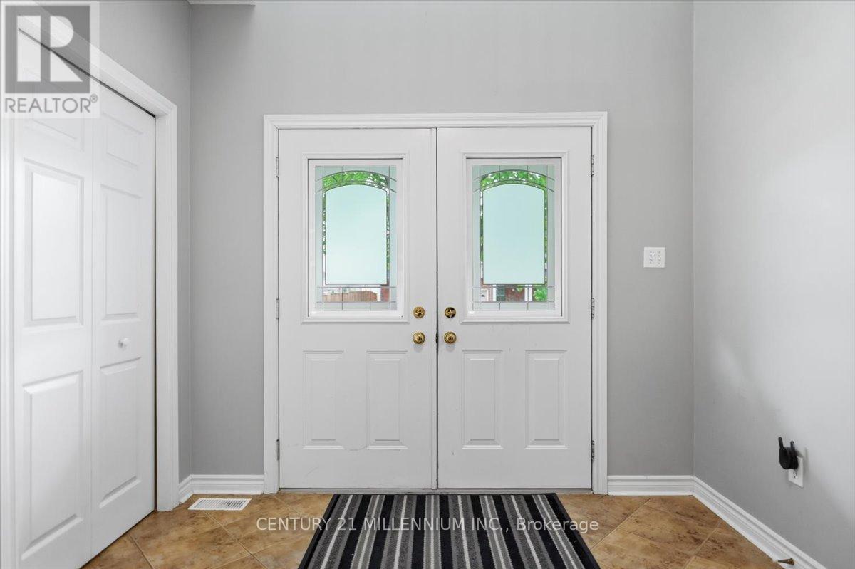 42 Frasson Drive, Guelph, Ontario  N1E 7J9 - Photo 8 - X13004248