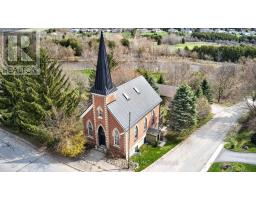 10 MILL STREET, Amaranth, Ontario