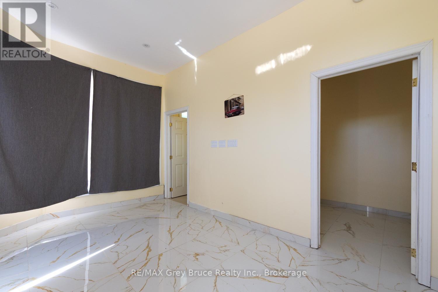 17 1st Ave N, Chesley 1st Avenue N, Arran-Elderslie, Ontario  N0G 1L0 - Photo 12 - X13424908
