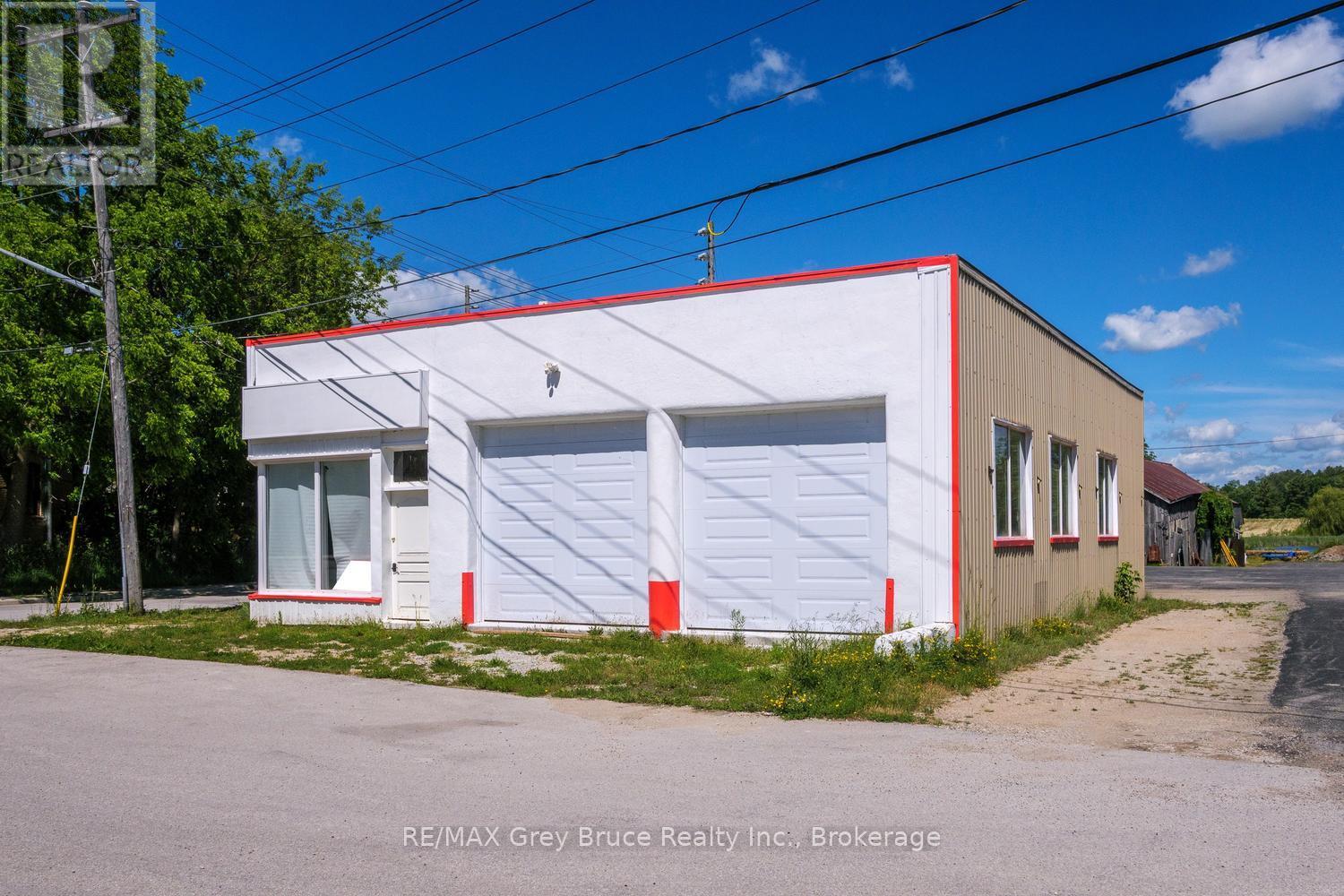 17 1st Ave N, Chesley 1st Avenue N, Arran-Elderslie, Ontario  N0G 1L0 - Photo 9 - X13424908