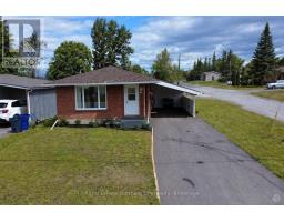 197 HESSLE AVENUE, Temiskaming Shores, Ontario