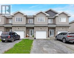 8D GEORGE STREET, North Stormont, Ontario