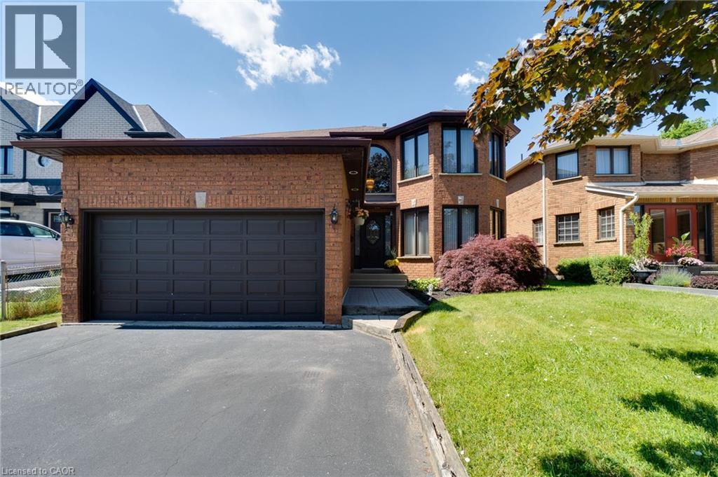 2560 Rugby Road, Mississauga, Ontario  L5B 1T2 - Photo 2 - 40839526