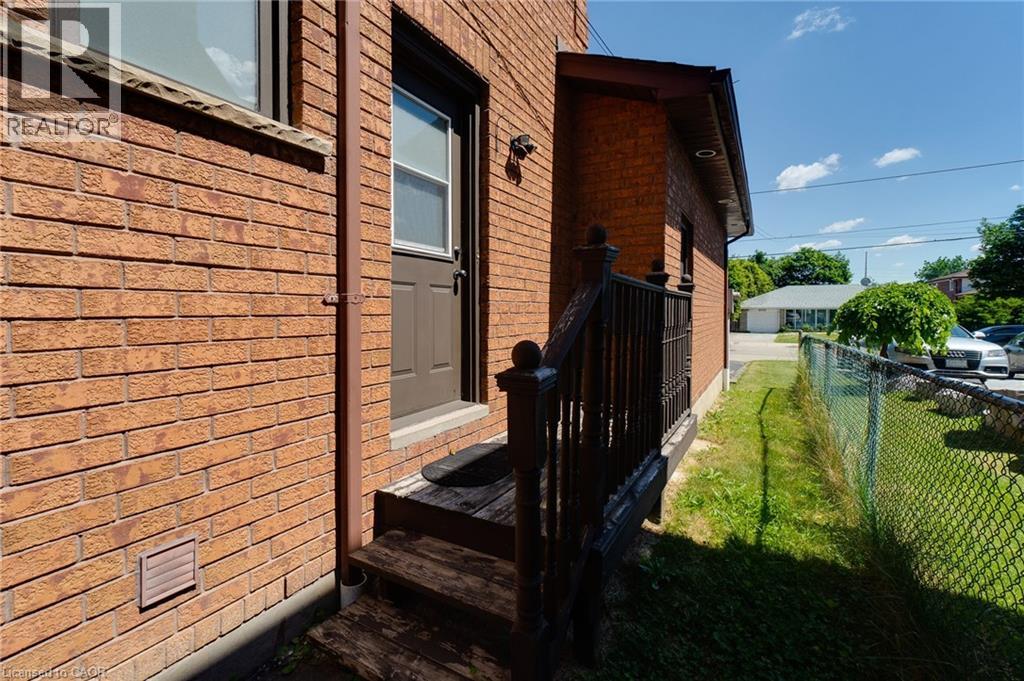 2560 Rugby Road, Mississauga, Ontario  L5B 1T2 - Photo 24 - 40839526