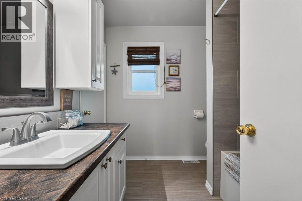 55 Kerman Avenue Unit# 55, Grimsby, Ontario  L3M 5G2 - Photo 20 - 40839150