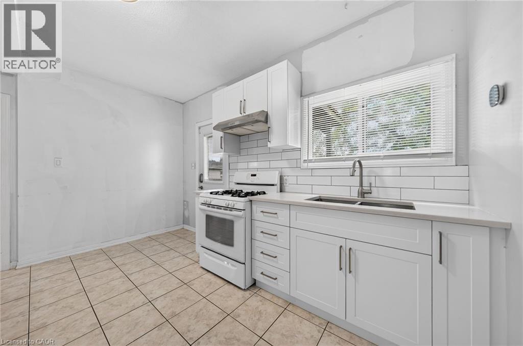 238 Hillmer Road, Cambridge, Ontario  N1R 6N8 - Photo 28 - 40838721