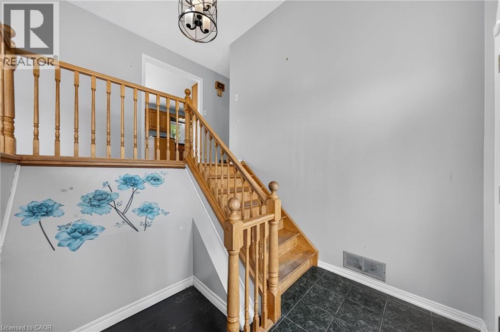 238 Hillmer Road, Cambridge, Ontario  N1R 6N8 - Photo 7 - 40838721