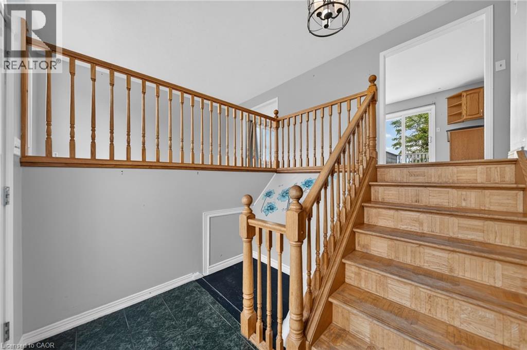 238 Hillmer Road, Cambridge, Ontario  N1R 6N8 - Photo 8 - 40838721