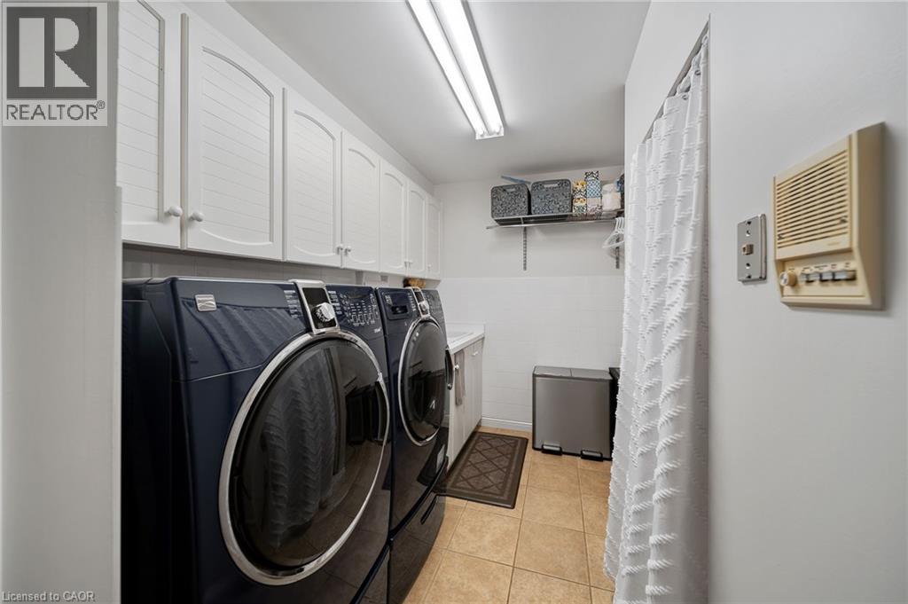39 Elodia Court E, Hamilton, Ontario  L9C 7R2 - Photo 18 - 40838458