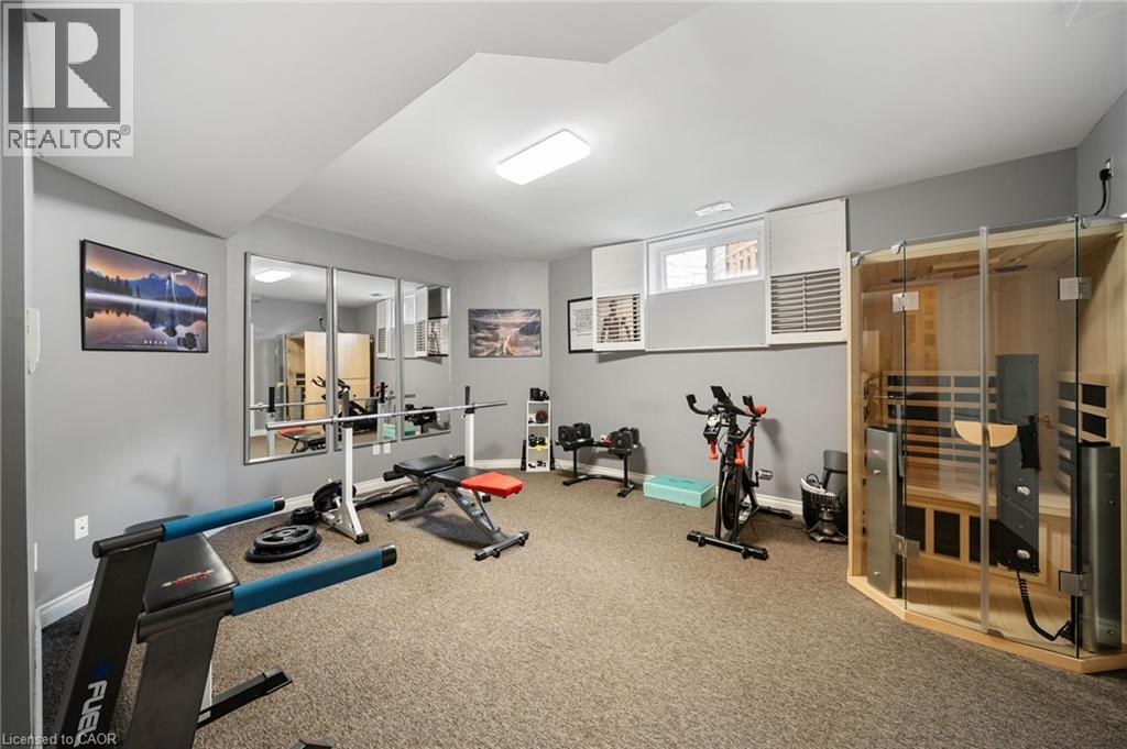 39 Elodia Court E, Hamilton, Ontario  L9C 7R2 - Photo 36 - 40838458