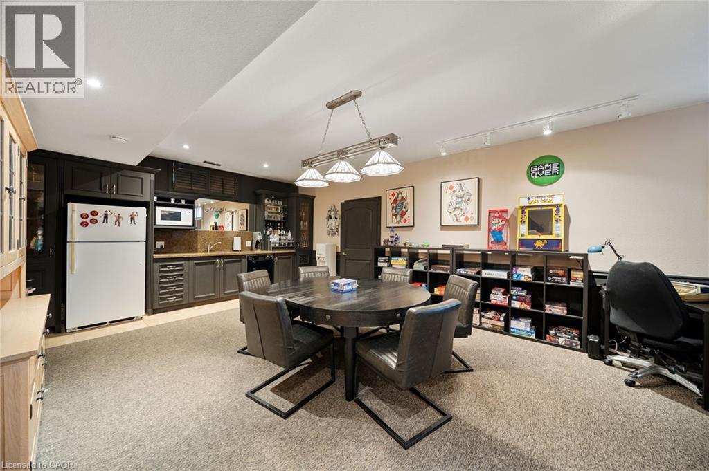 39 Elodia Court E, Hamilton, Ontario  L9C 7R2 - Photo 37 - 40838458
