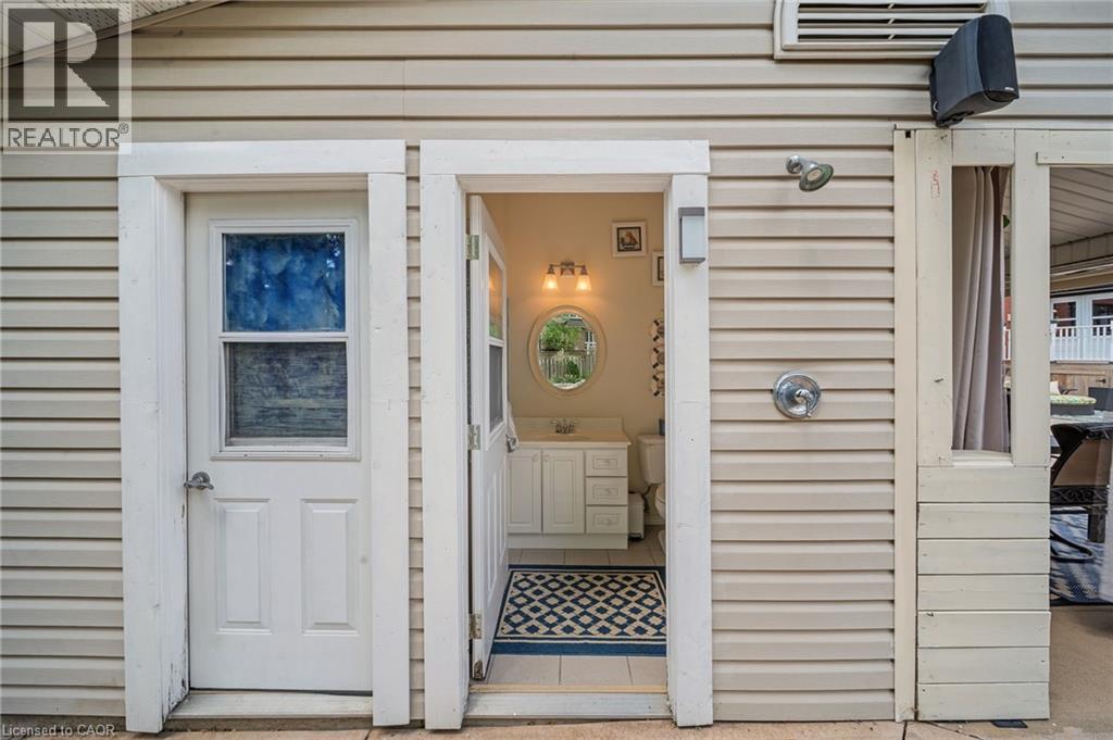 39 Elodia Court E, Hamilton, Ontario  L9C 7R2 - Photo 45 - 40838458