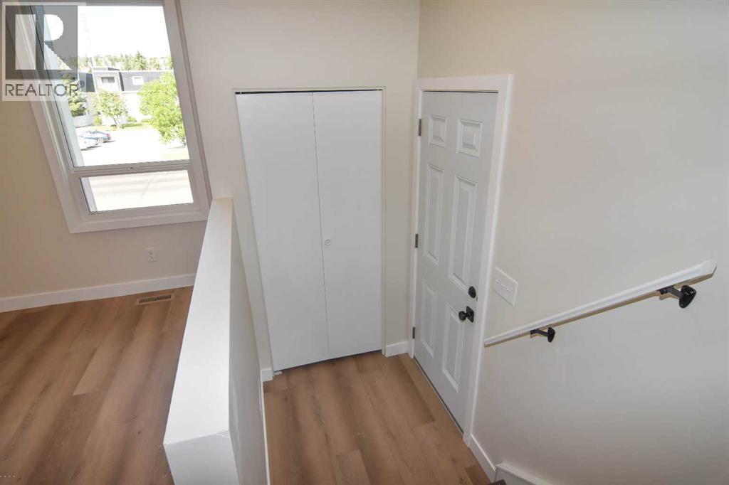 3206 51 Street Sw, Calgary, Alberta  T3E 6R4 - Photo 9 - A2318888