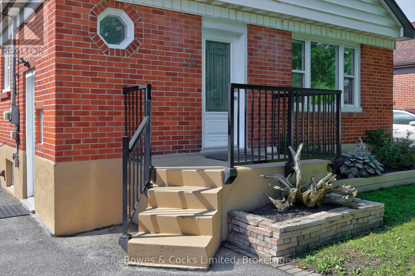571 O'connell Road, Peterborough, Ontario  K9J 4E2 - Photo 3 - X13455112