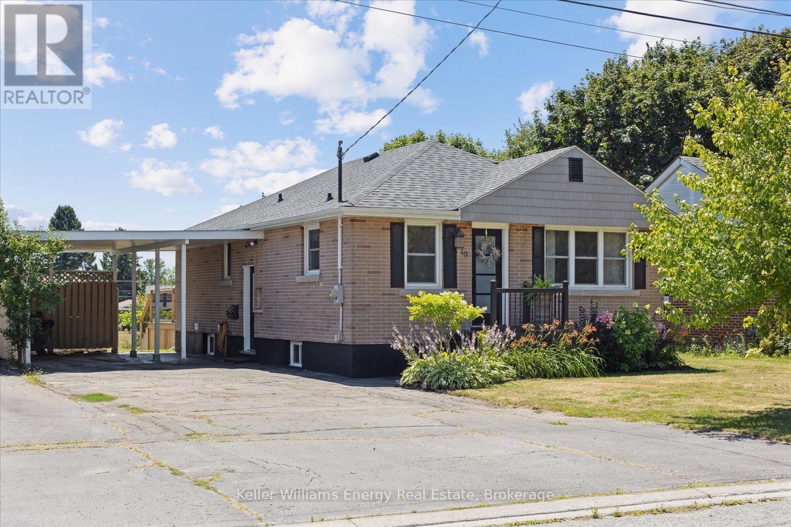 19 Ralston Drive, Port Hope, Ontario  L1A 2C2 - Photo 2 - X13455114