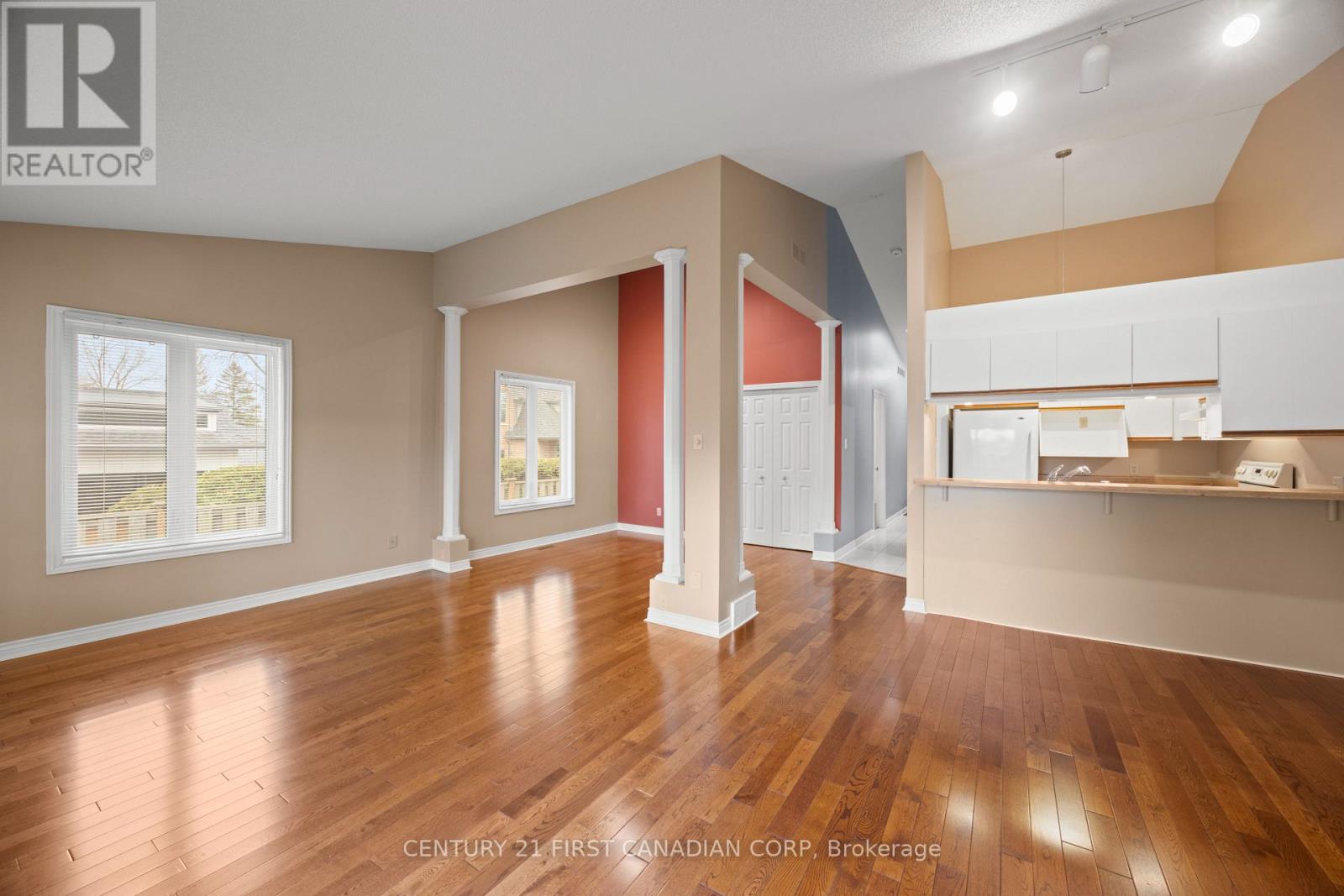 12 - 90 Ontario Street S, Lambton Shores, Ontario  N0M 1T0 - Photo 10 - X13455110