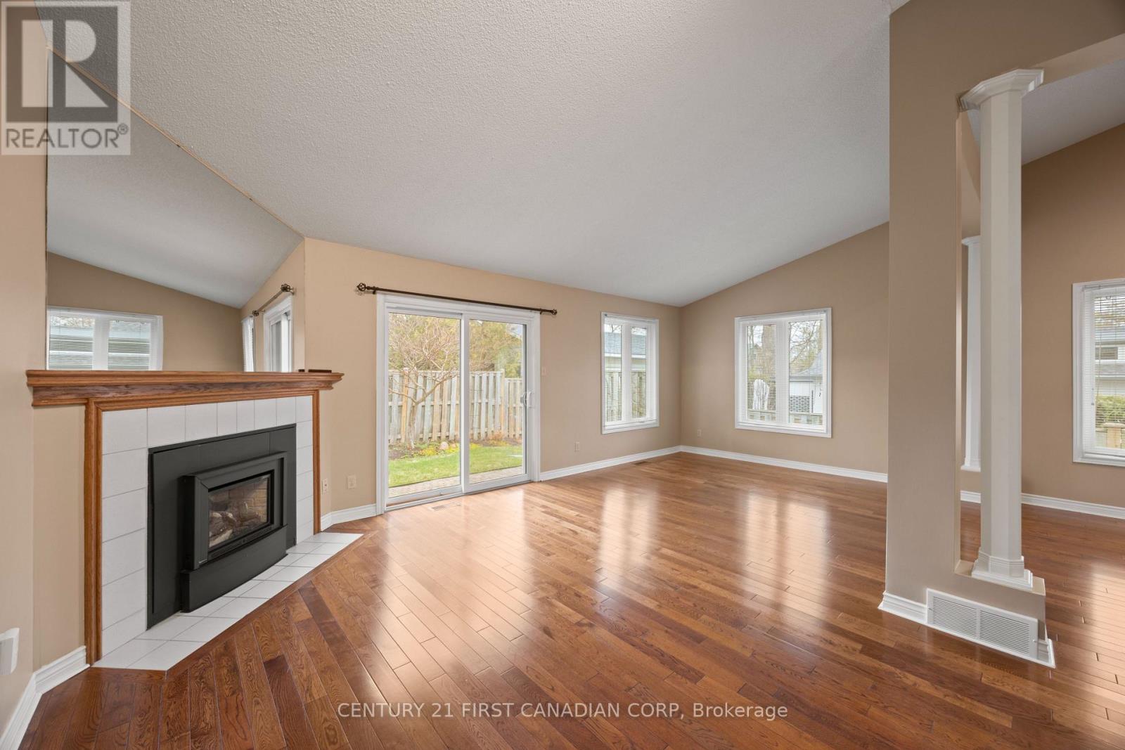 12 - 90 Ontario Street S, Lambton Shores, Ontario  N0M 1T0 - Photo 11 - X13455110