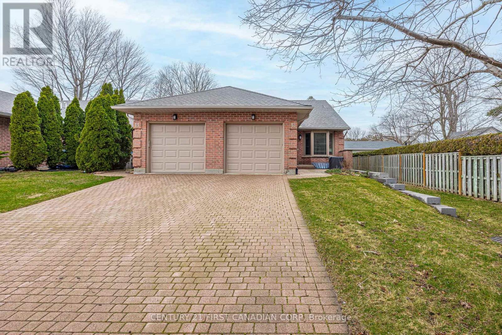 12 - 90 Ontario Street S, Lambton Shores, Ontario  N0M 1T0 - Photo 3 - X13455110