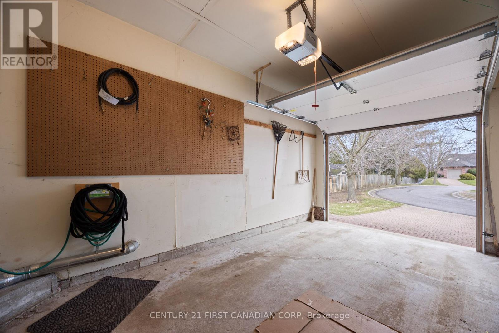 12 - 90 Ontario Street S, Lambton Shores, Ontario  N0M 1T0 - Photo 32 - X13455110