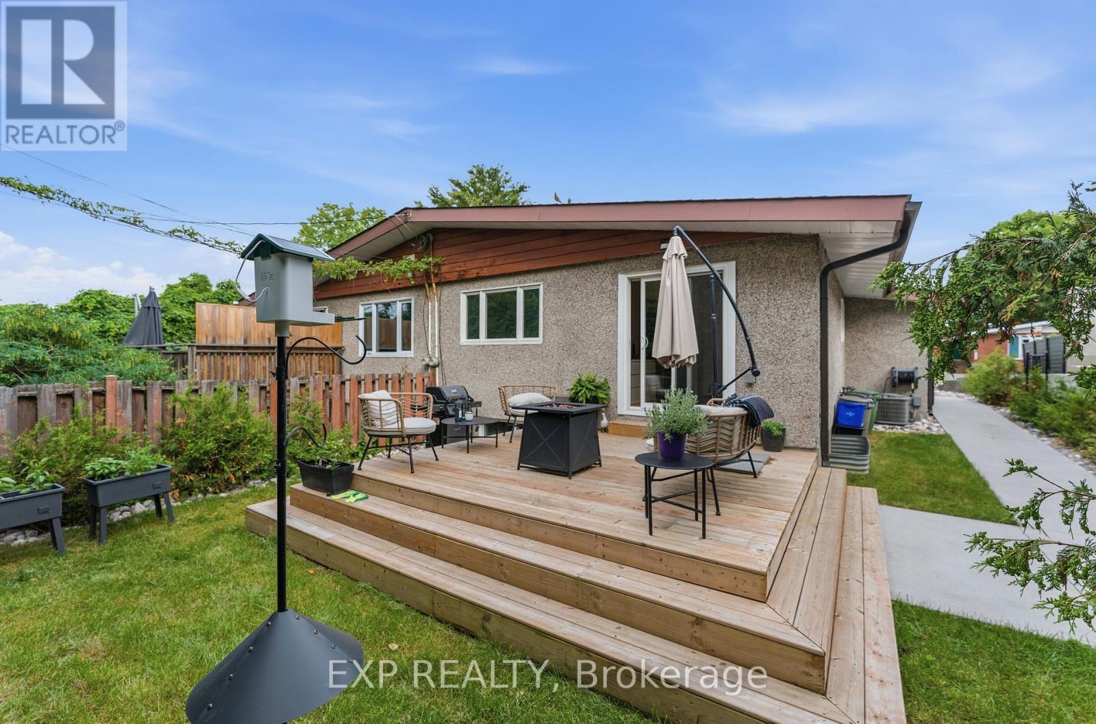15 Newbury Avenue, Ottawa, Ontario  K2E 6K7 - Photo 41 - X13455044
