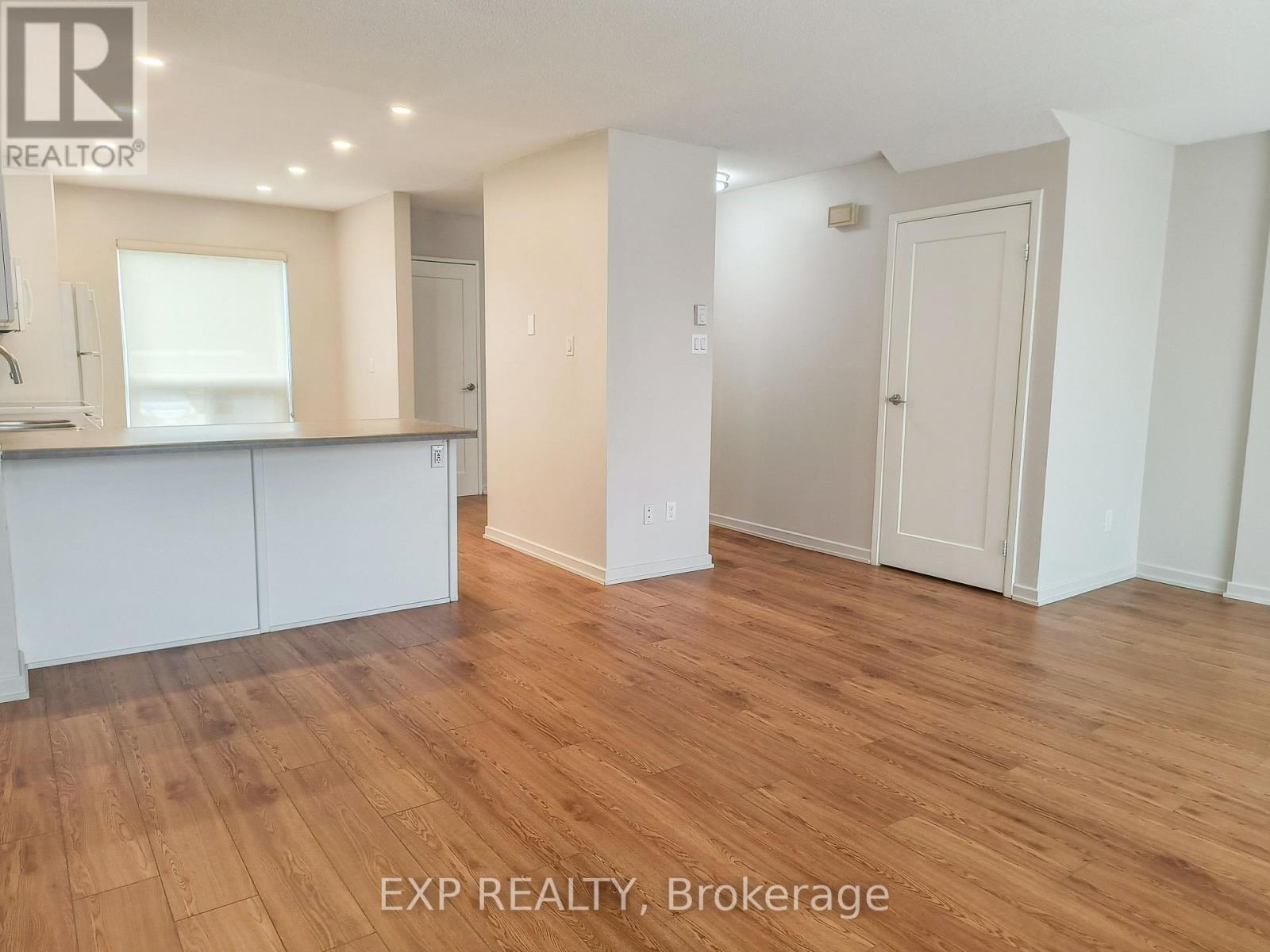 6 - 971 Gulf Place, Ottawa, Ontario  K1K 3X9 - Photo 5 - X13455334