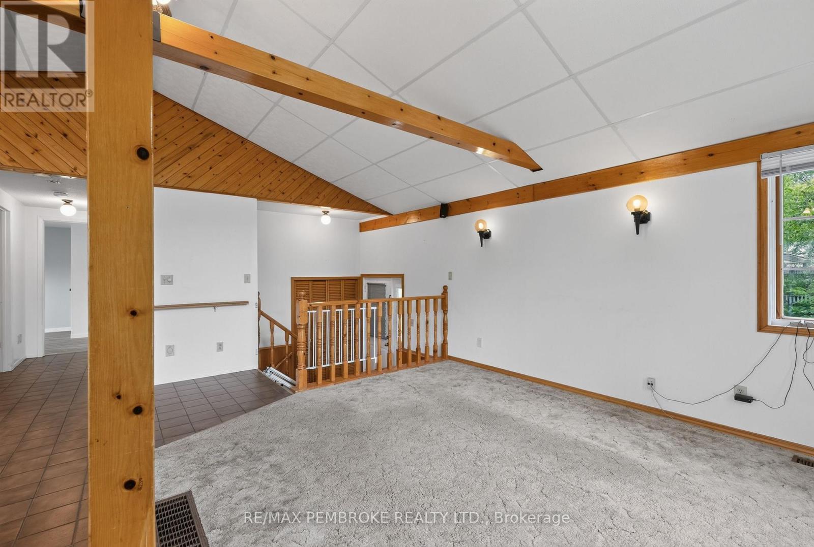 66 Sandy Beach Road, Laurentian Valley, Ontario  K8A 6W8 - Photo 24 - X13455214