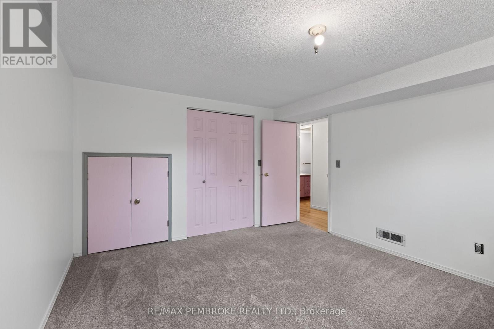 66 Sandy Beach Road, Laurentian Valley, Ontario  K8A 6W8 - Photo 38 - X13455214