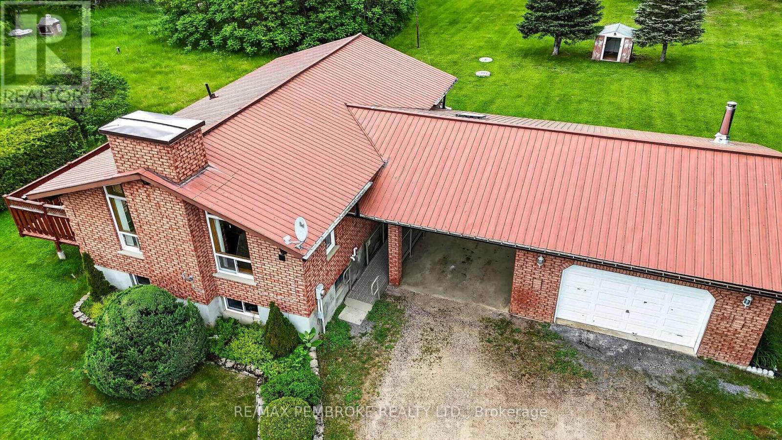 66 Sandy Beach Road, Laurentian Valley, Ontario  K8A 6W8 - Photo 4 - X13455214