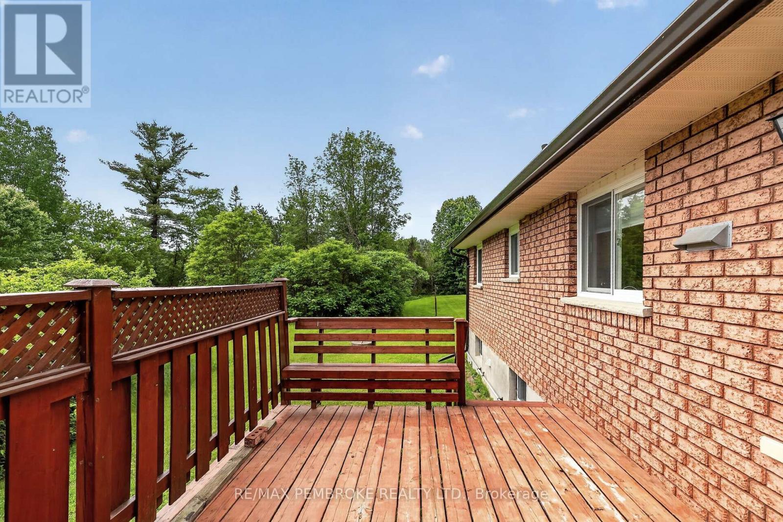 66 Sandy Beach Road, Laurentian Valley, Ontario  K8A 6W8 - Photo 40 - X13455214