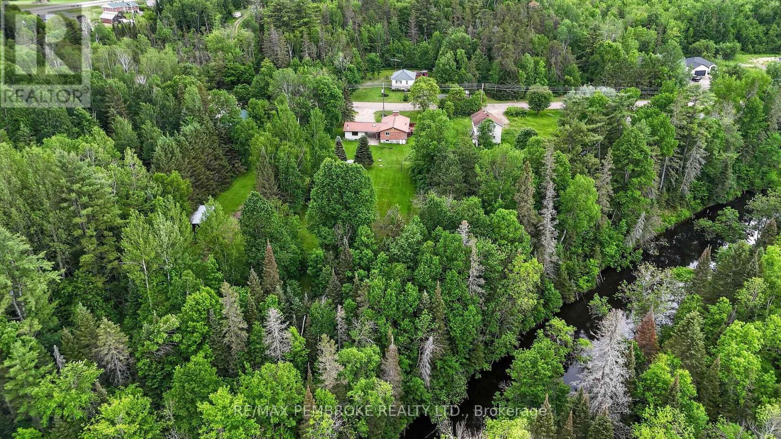 66 Sandy Beach Road, Laurentian Valley, Ontario  K8A 6W8 - Photo 47 - X13455214