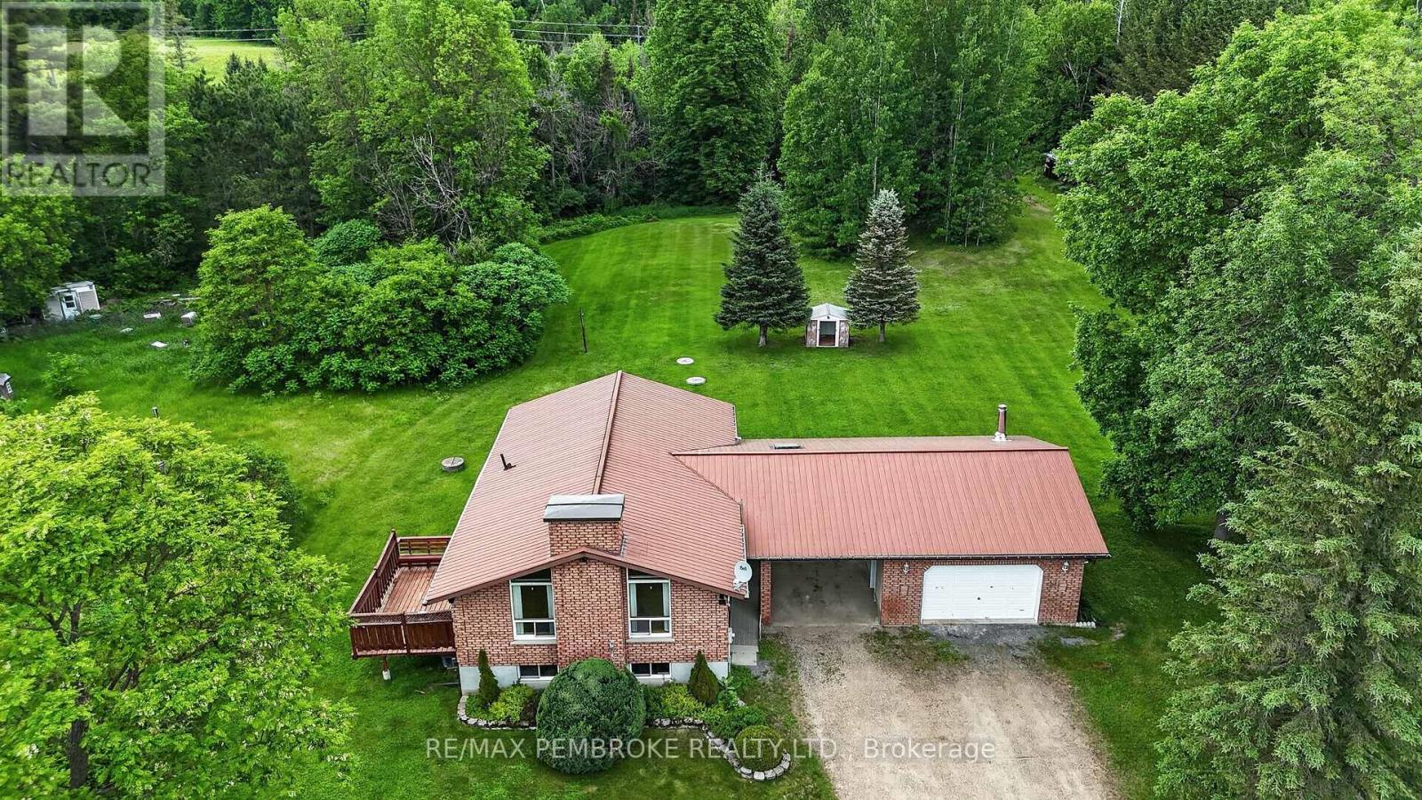 66 Sandy Beach Road, Laurentian Valley, Ontario  K8A 6W8 - Photo 6 - X13455214