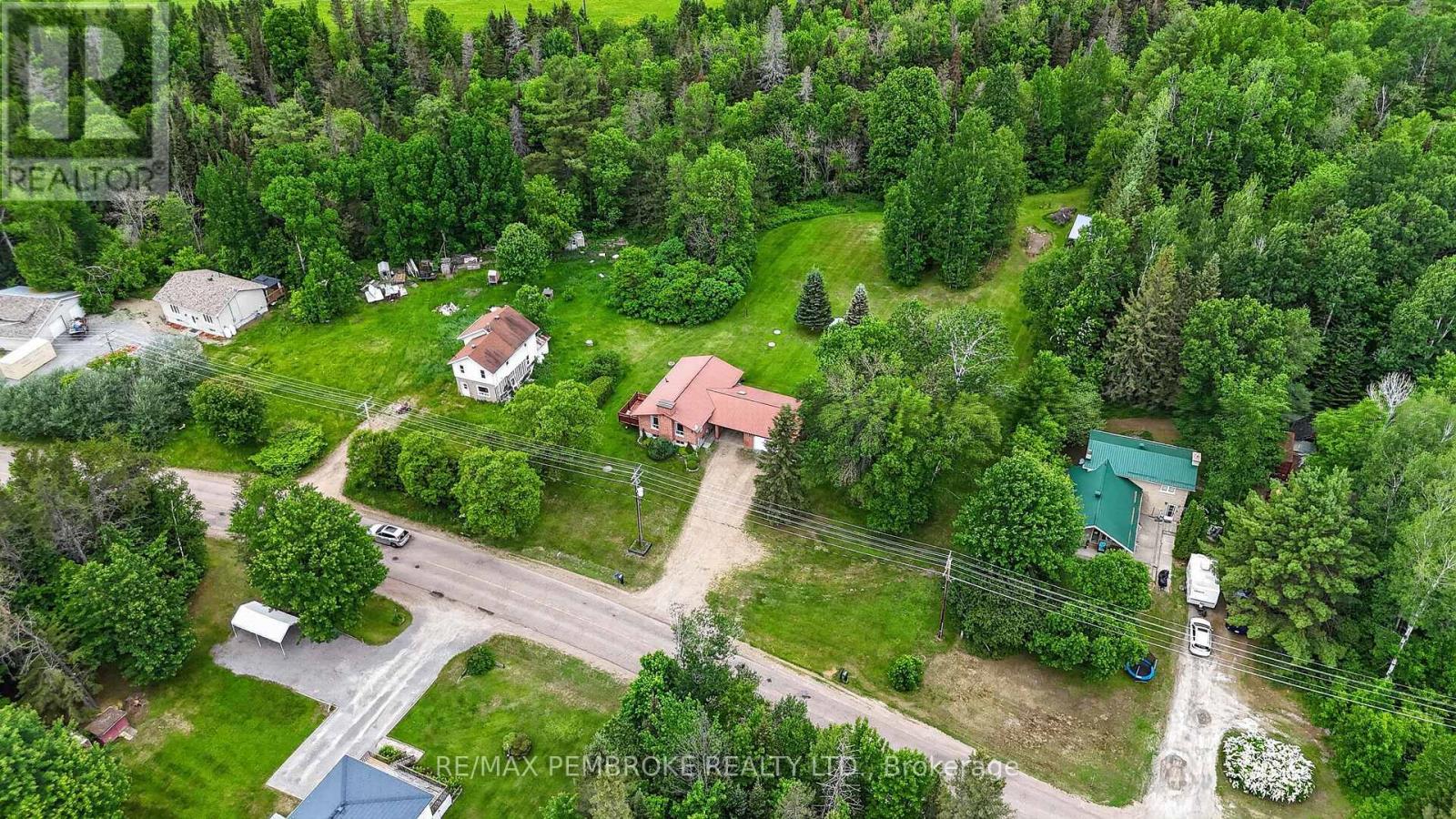 66 Sandy Beach Road, Laurentian Valley, Ontario  K8A 6W8 - Photo 7 - X13455214