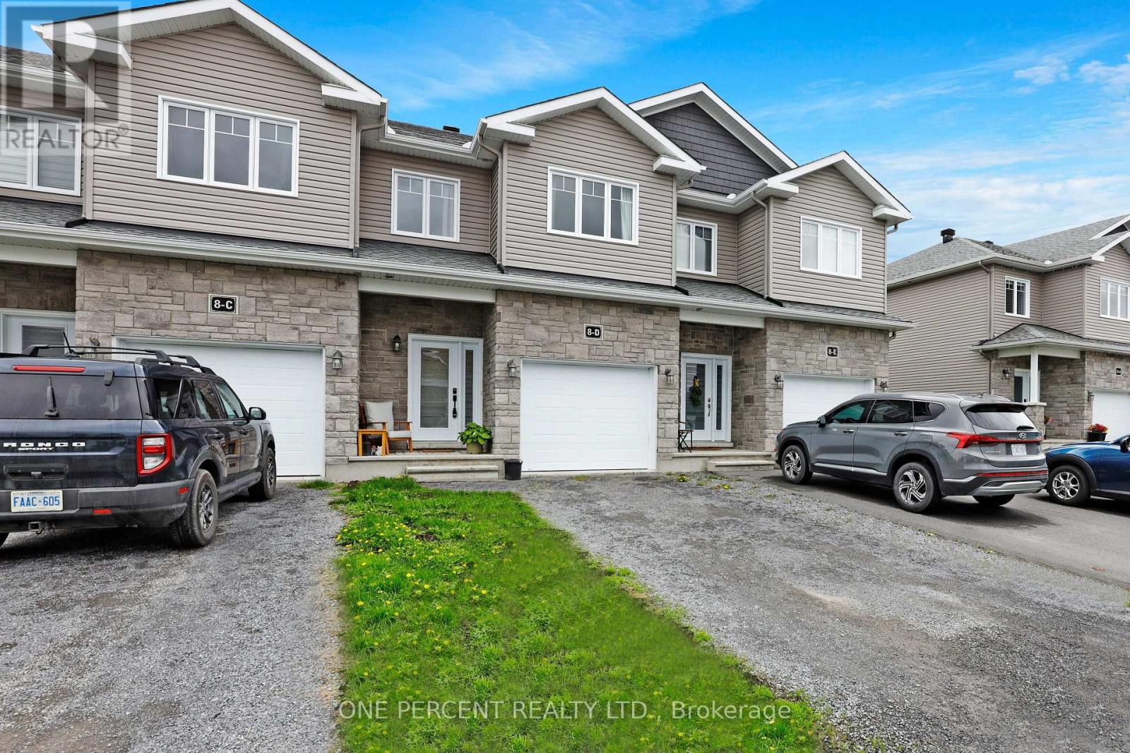 8d George Street, North Stormont, Ontario  K0A 1R0 - Photo 2 - X13206882