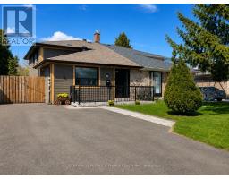 73 NEWLIN CRESCENT, Toronto, Ontario