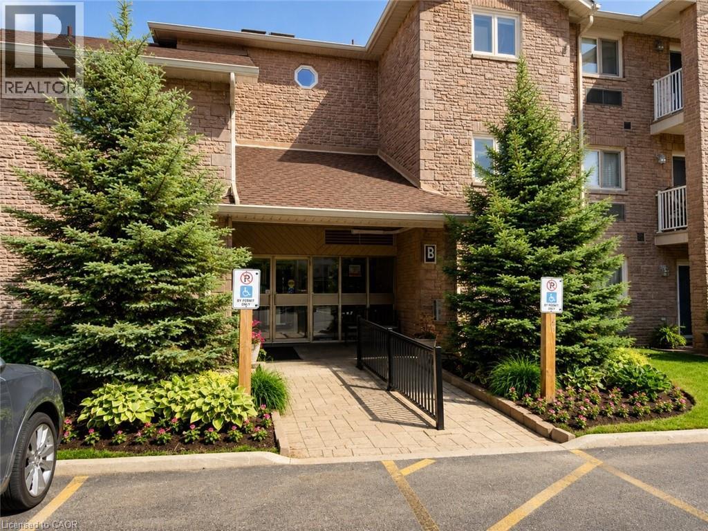 3050 Pinemeadow Drive Unit# 30